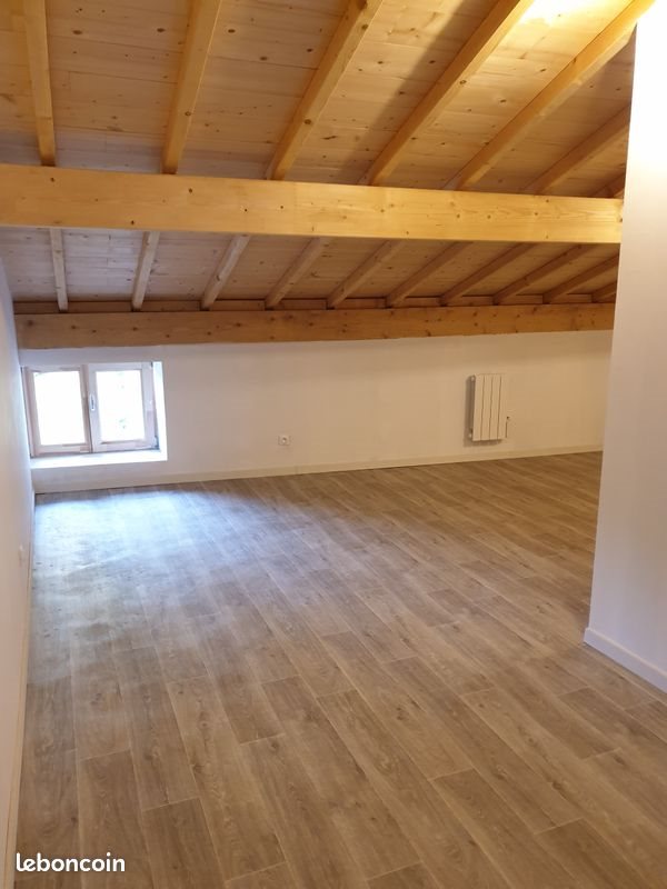 Appartement à louer, 139m², Tournus