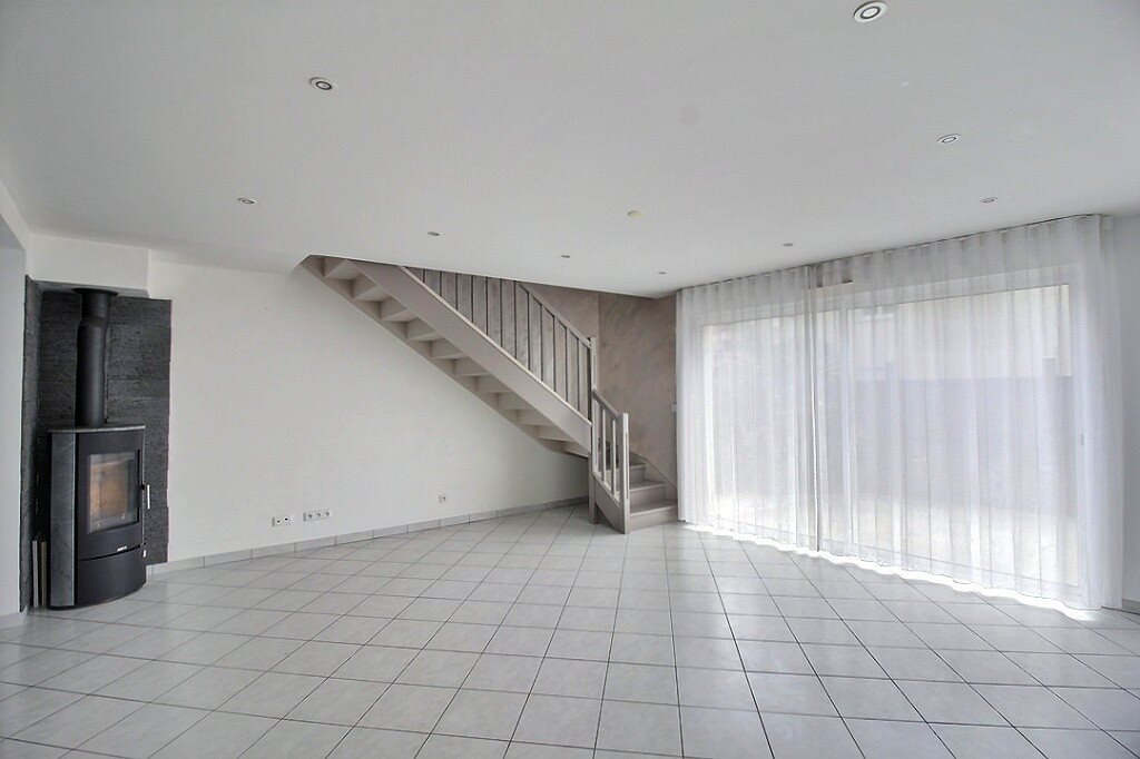 Maison à louer, 79m², Douvaine