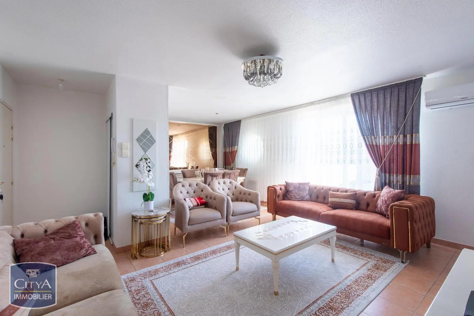 Appartement à vendre, 92m², Miramas