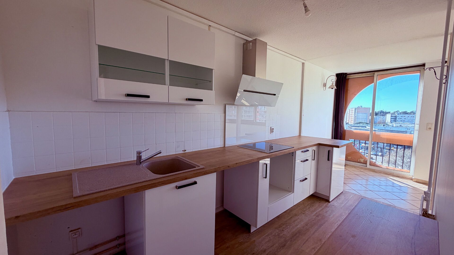Appartement à louer, 79m², Talence
