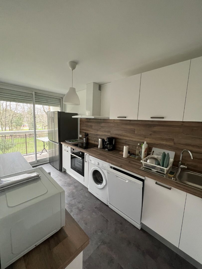 Appartement à louer, 81m², Mérignac