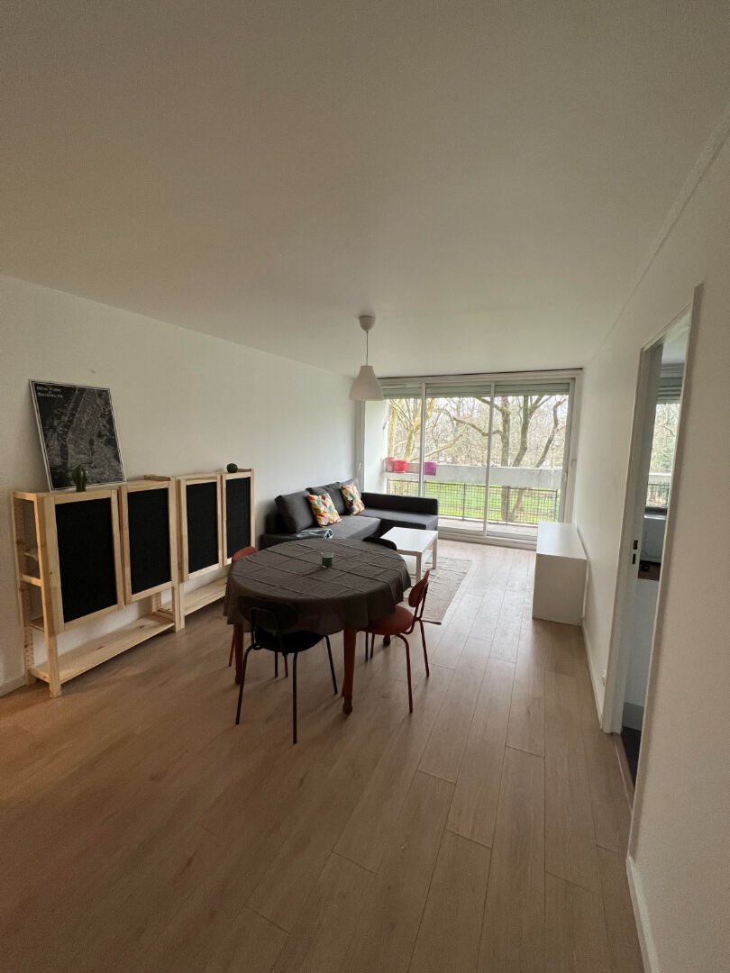 Appartement à louer, 81m², Mérignac