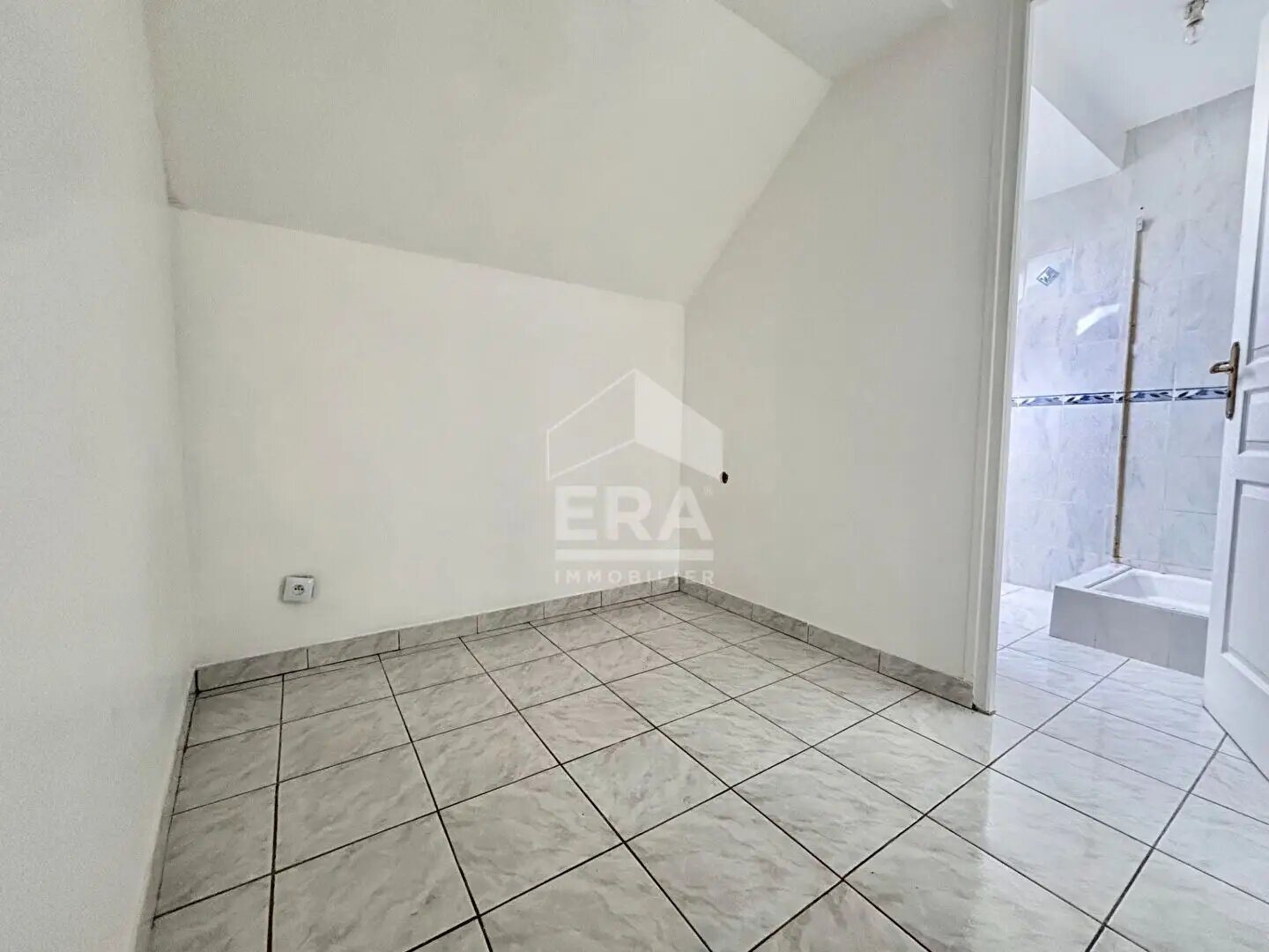 Maison à vendre, 33m², Ballancourt-sur-Essonne
