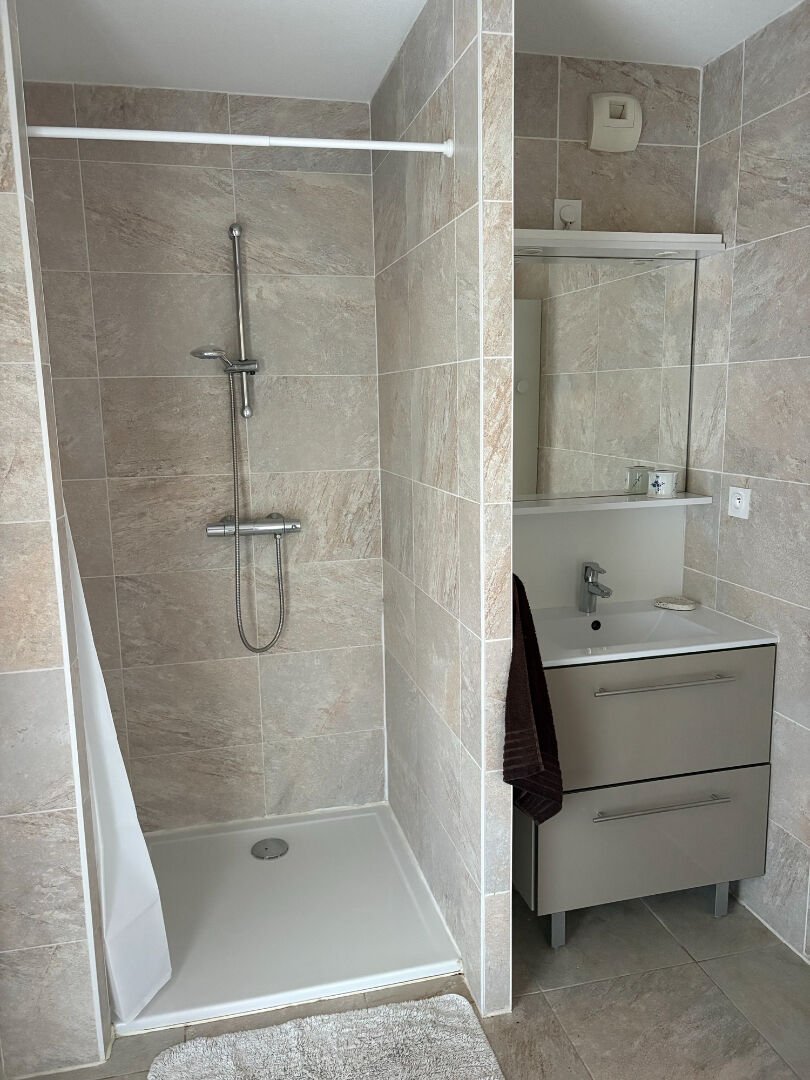 Appartement à louer, 27m², Talence