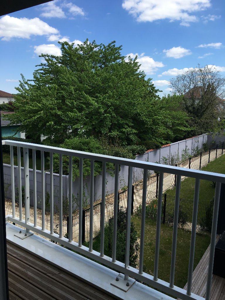 Appartement à louer, 27m², Talence