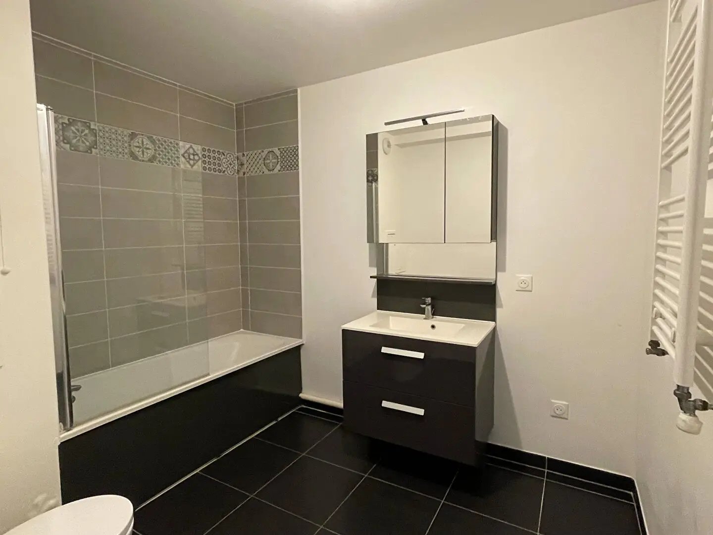 Appartement à louer, 48m², Clichy