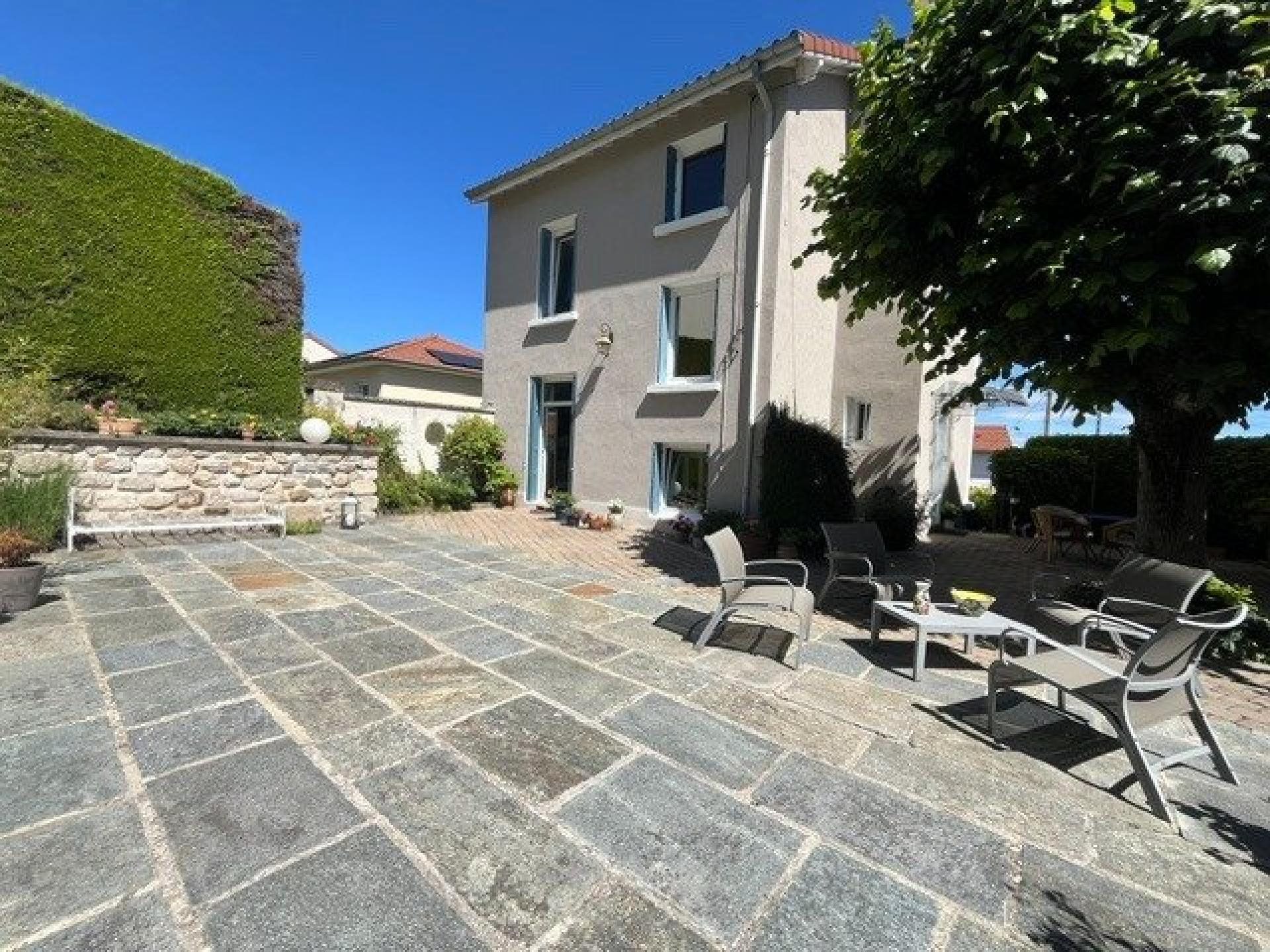 Maison à vendre, 141m², Saint-Etienne