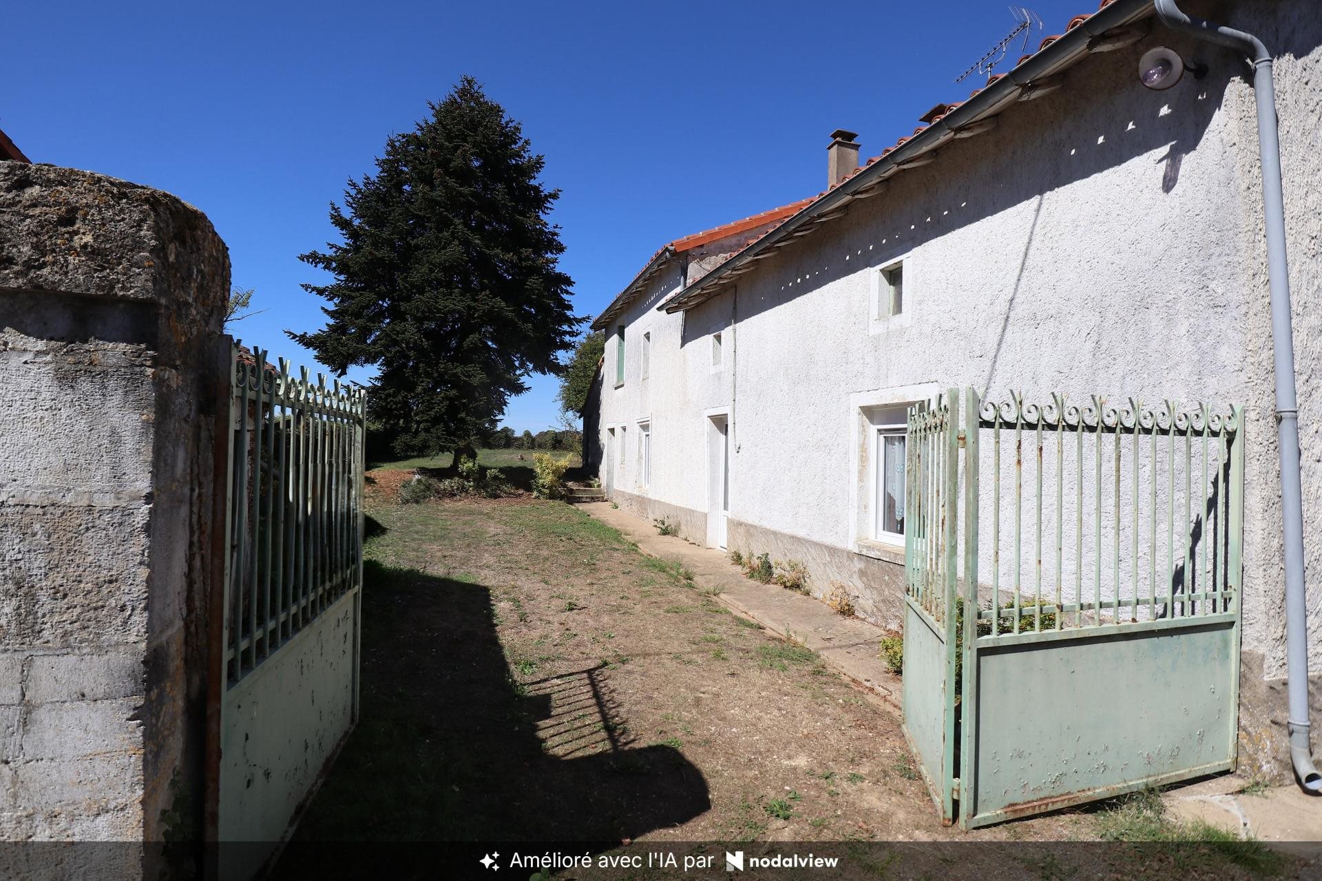 Maison à vendre, 103m², Londigny