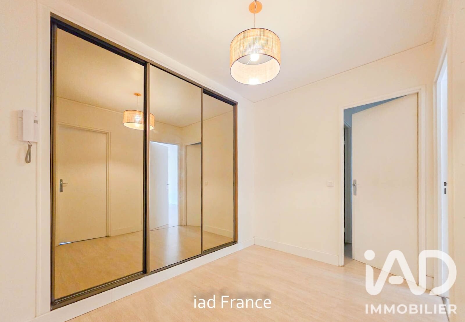 Appartement à louer, 75m², Elancourt