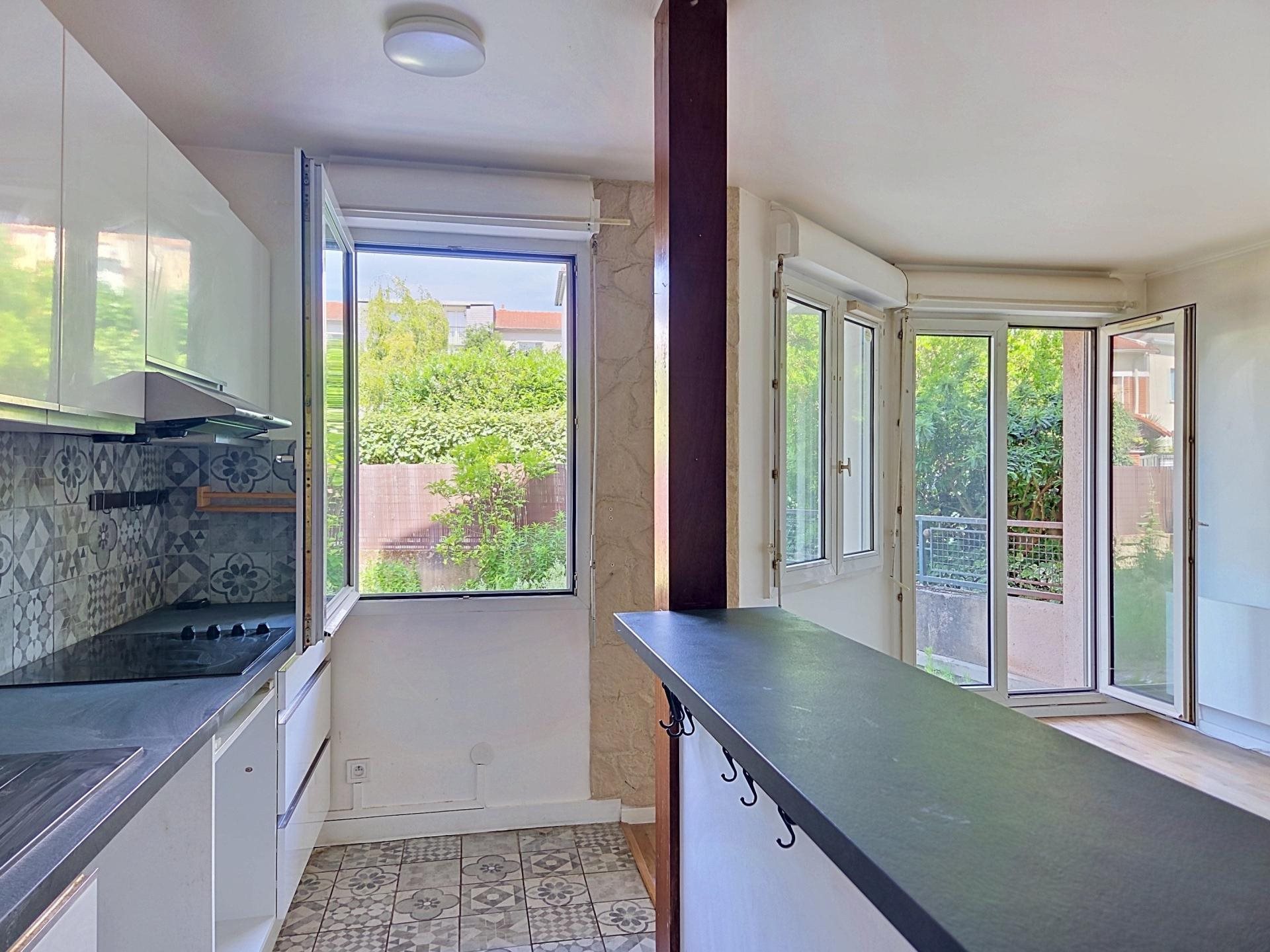 Appartement à vendre, 44m², Suresnes
