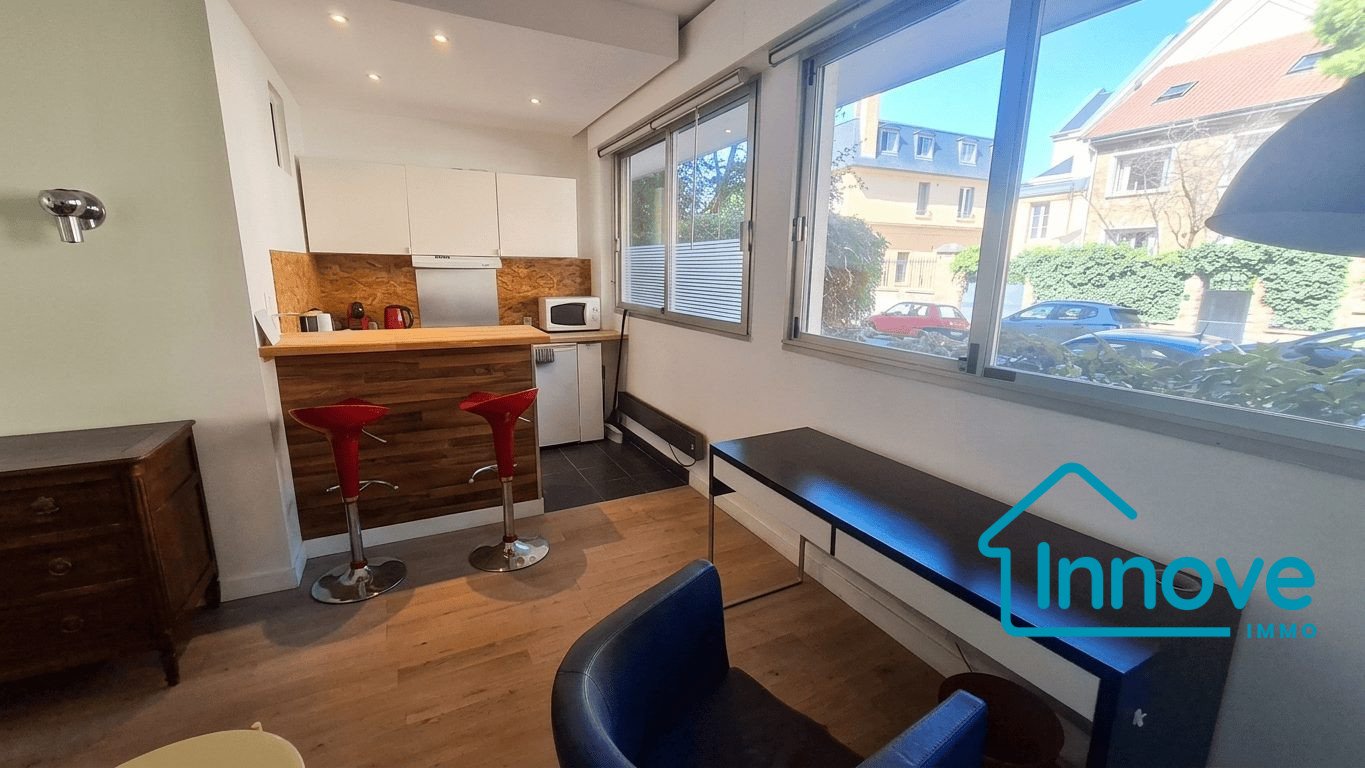 Appartement à louer, 25m², Versailles