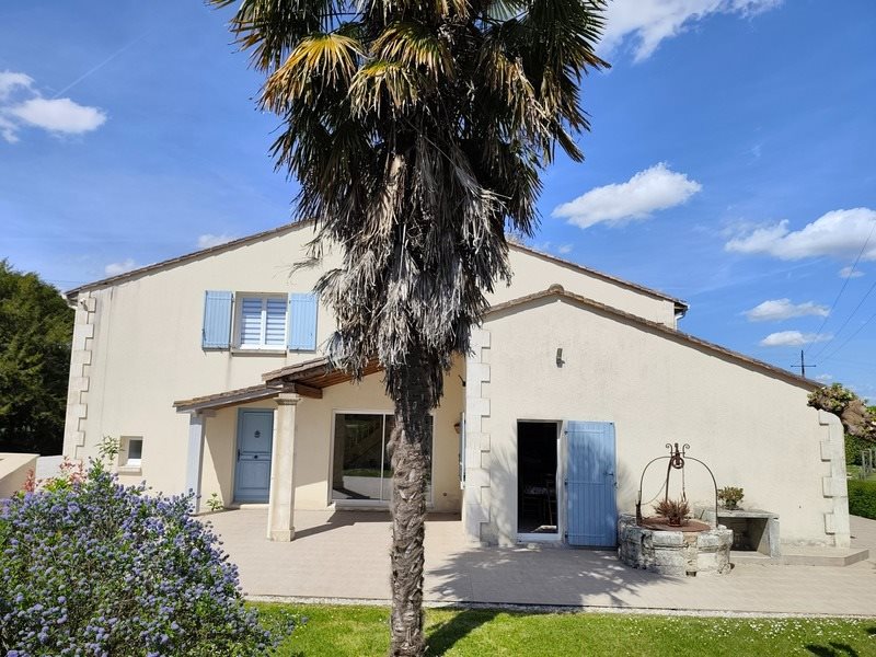 Maison à vendre, 171m², La Couronne