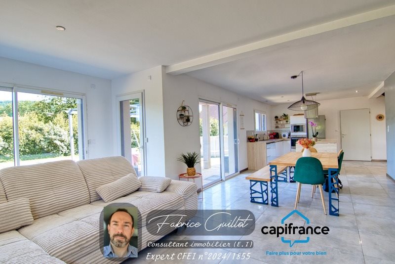 Maison à vendre, 116m², Devecey