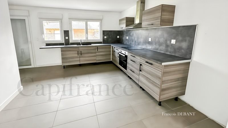 Maison à vendre, 91m², Bétheniville
