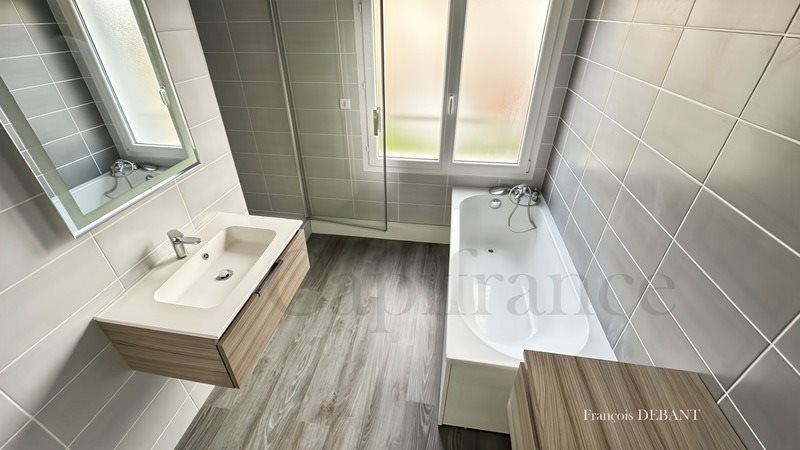Maison à vendre, 91m², Bétheniville