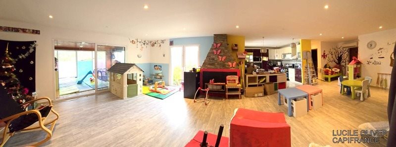Maison à vendre, 270m², La Ville-Dieu-du-Temple