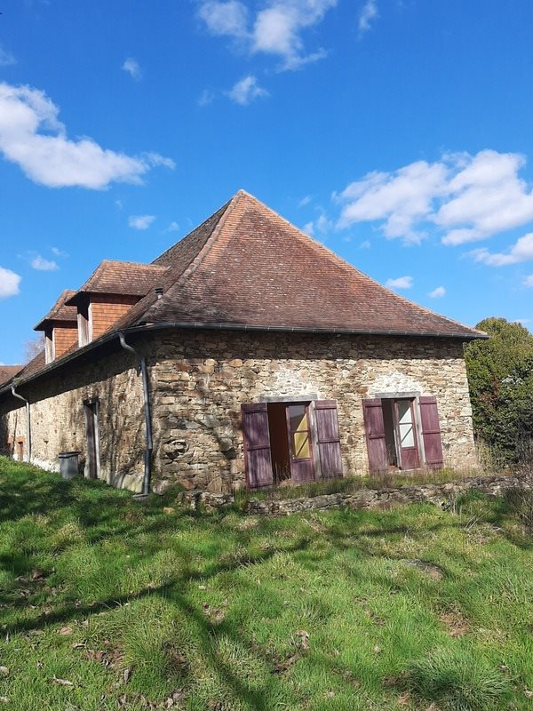 Maison à vendre, 138m², Saint-Priest-Ligoure