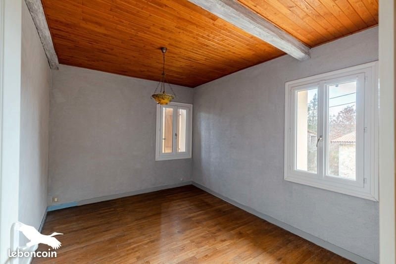Maison à vendre, 136m², Nanteuil-en-Vallée