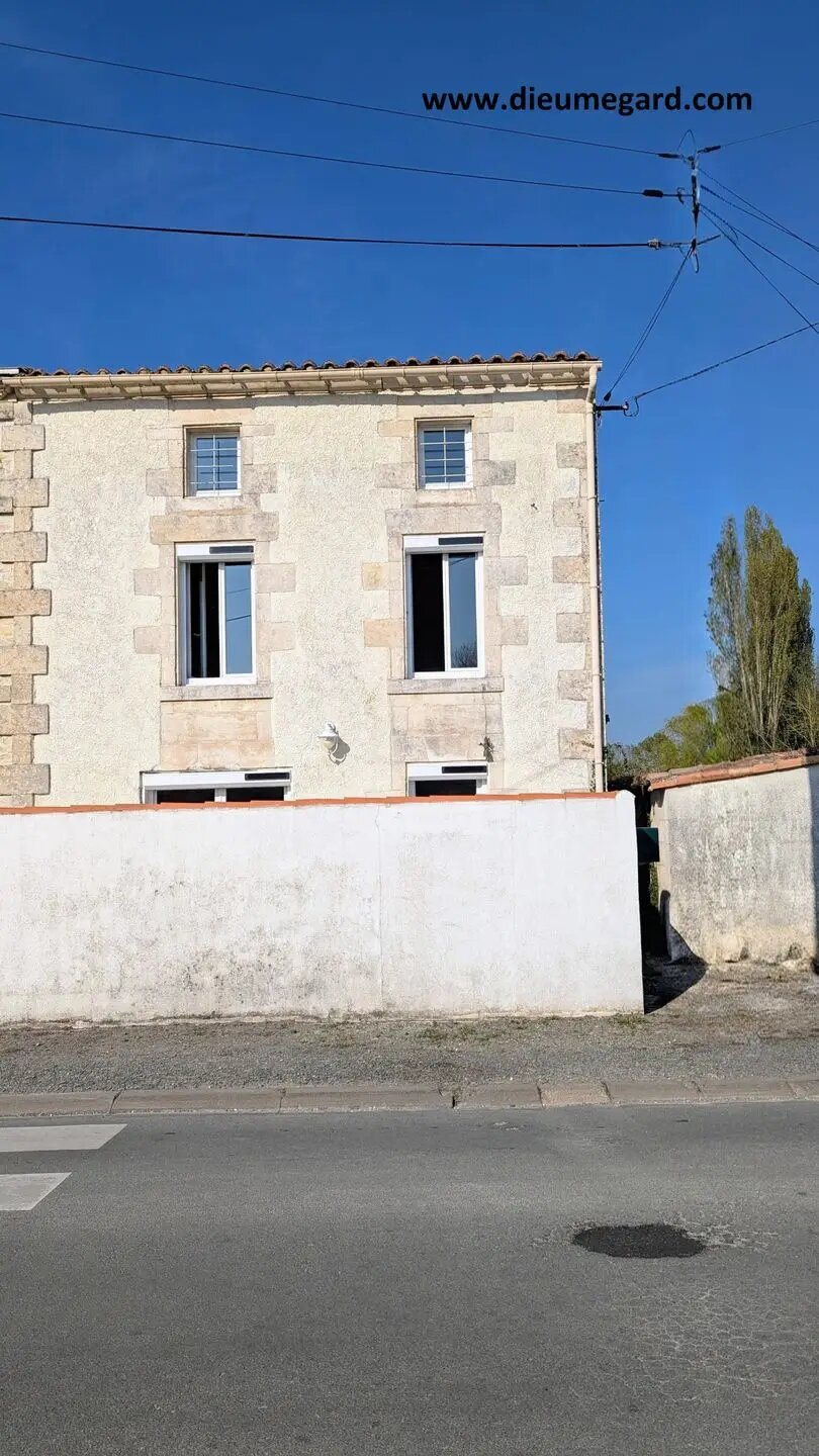 Maison à vendre, 144m², Sansais