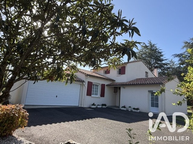 Maison à vendre, 141m², Chauray