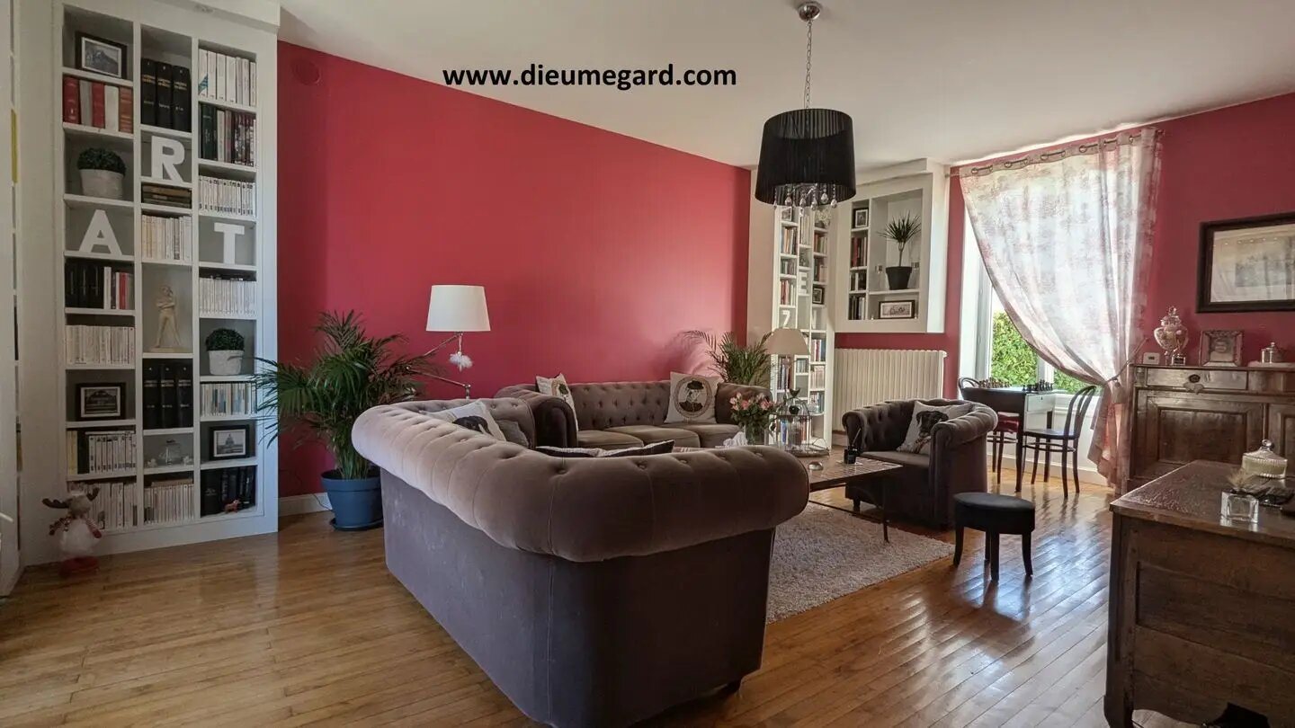 Maison à vendre, 183m², La Crèche