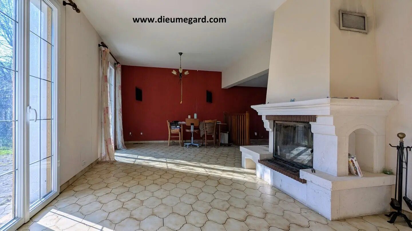 Maison à vendre, 140m², La Crèche