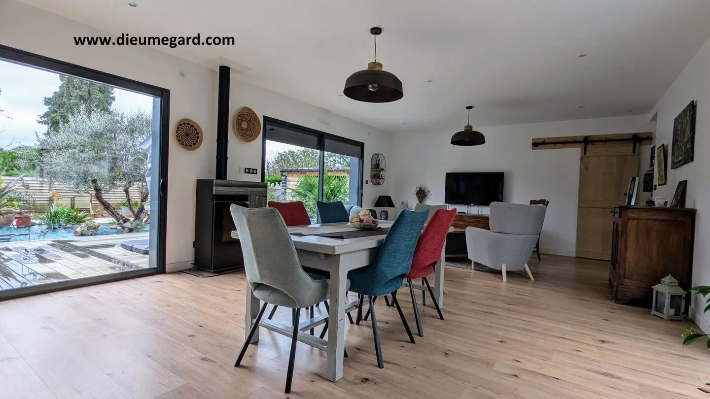 Maison à vendre, 128m², Azay-le-Brûlé