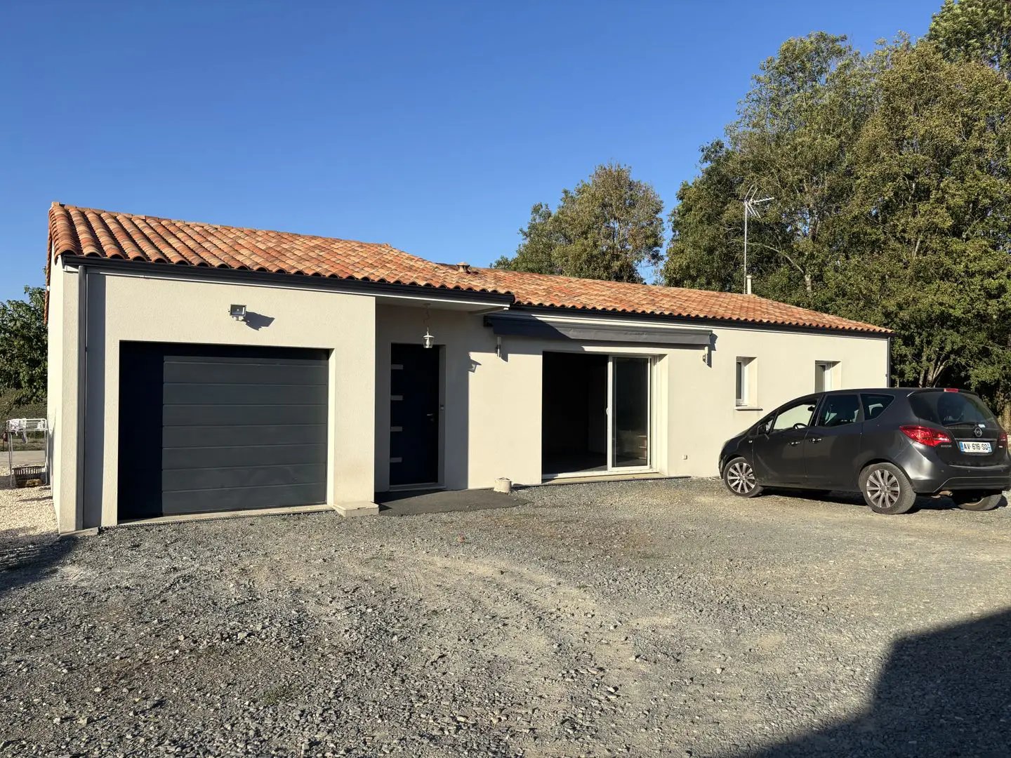 Maison à louer, 95m², Azay-le-Brûlé