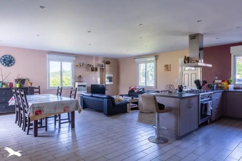 Maison à vendre, 146m², Condat-sur-Ganaveix