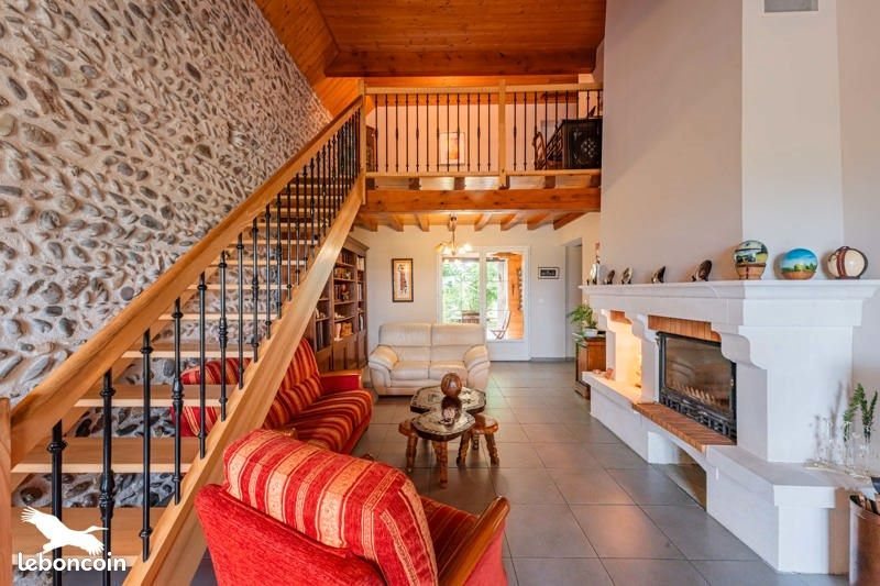 Maison à vendre, 266m², Mondavezan