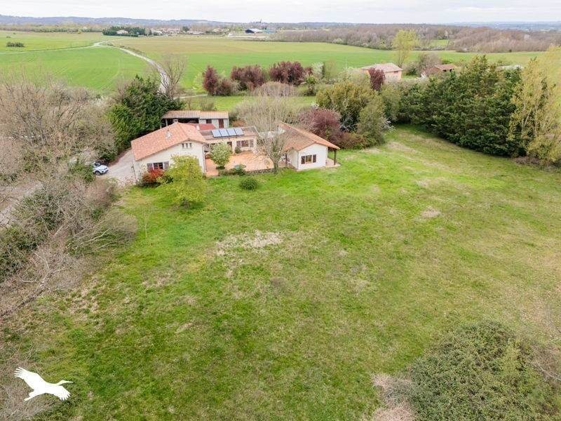Maison à vendre, 238m², Mondavezan