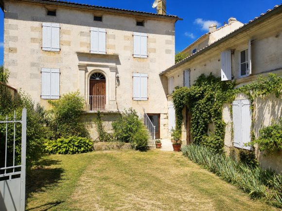 Maison à vendre, 210m², Vindelle