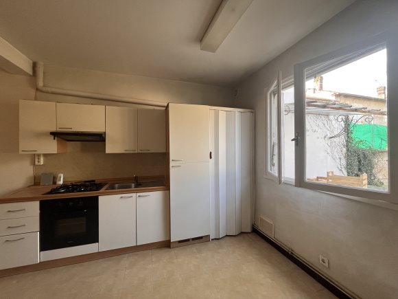 Appartement à louer, 1m², La Couronne