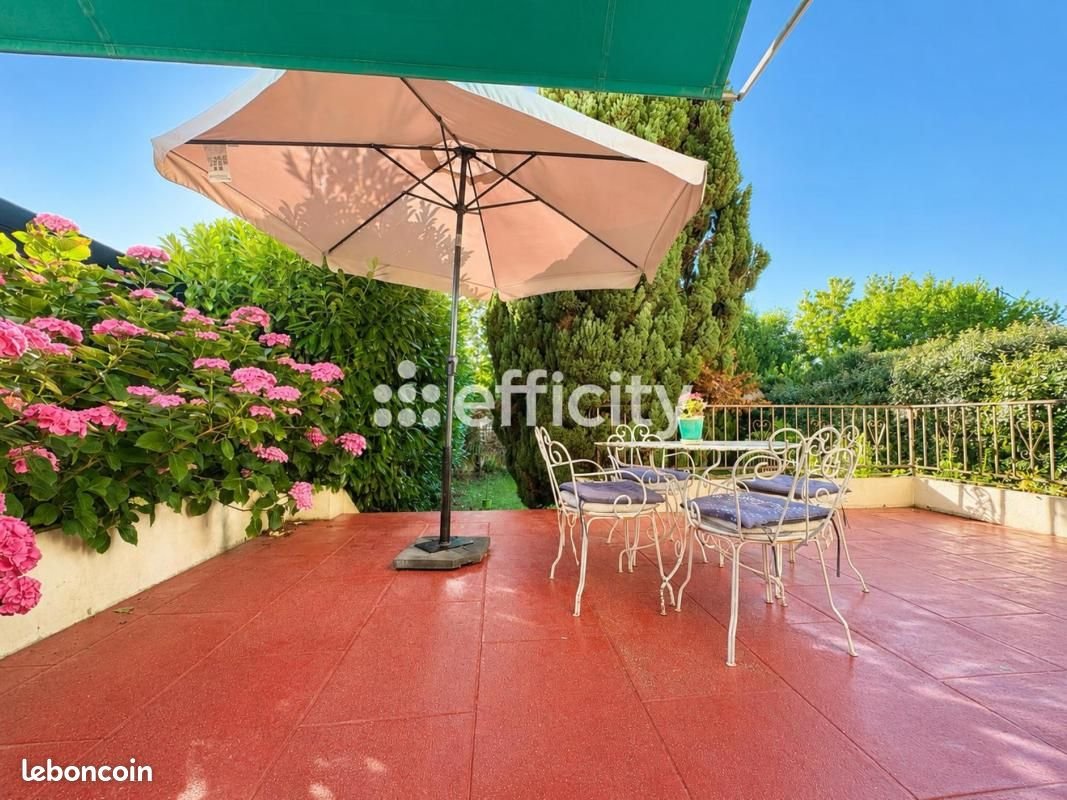 Maison à vendre, 320m², Mandres-les-Roses