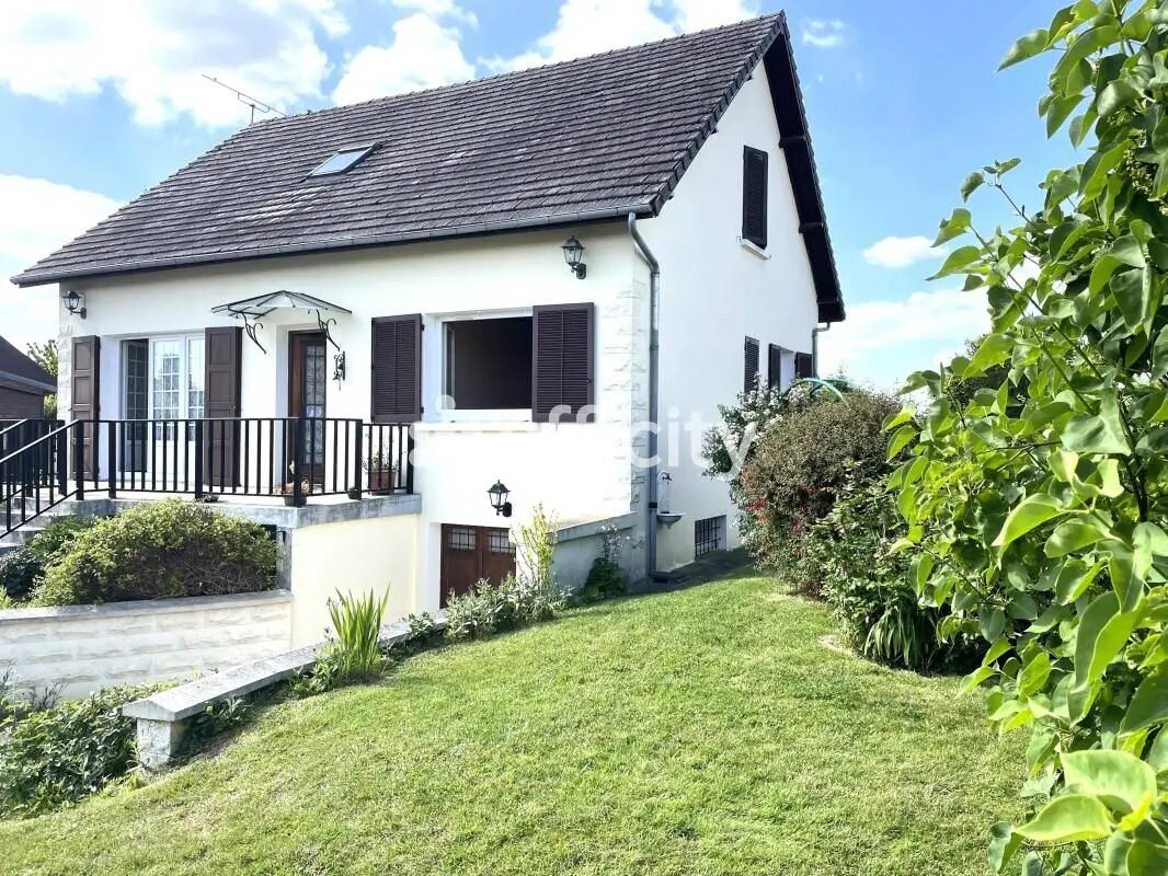 Maison à vendre, 136m², Sainte-Geneviève