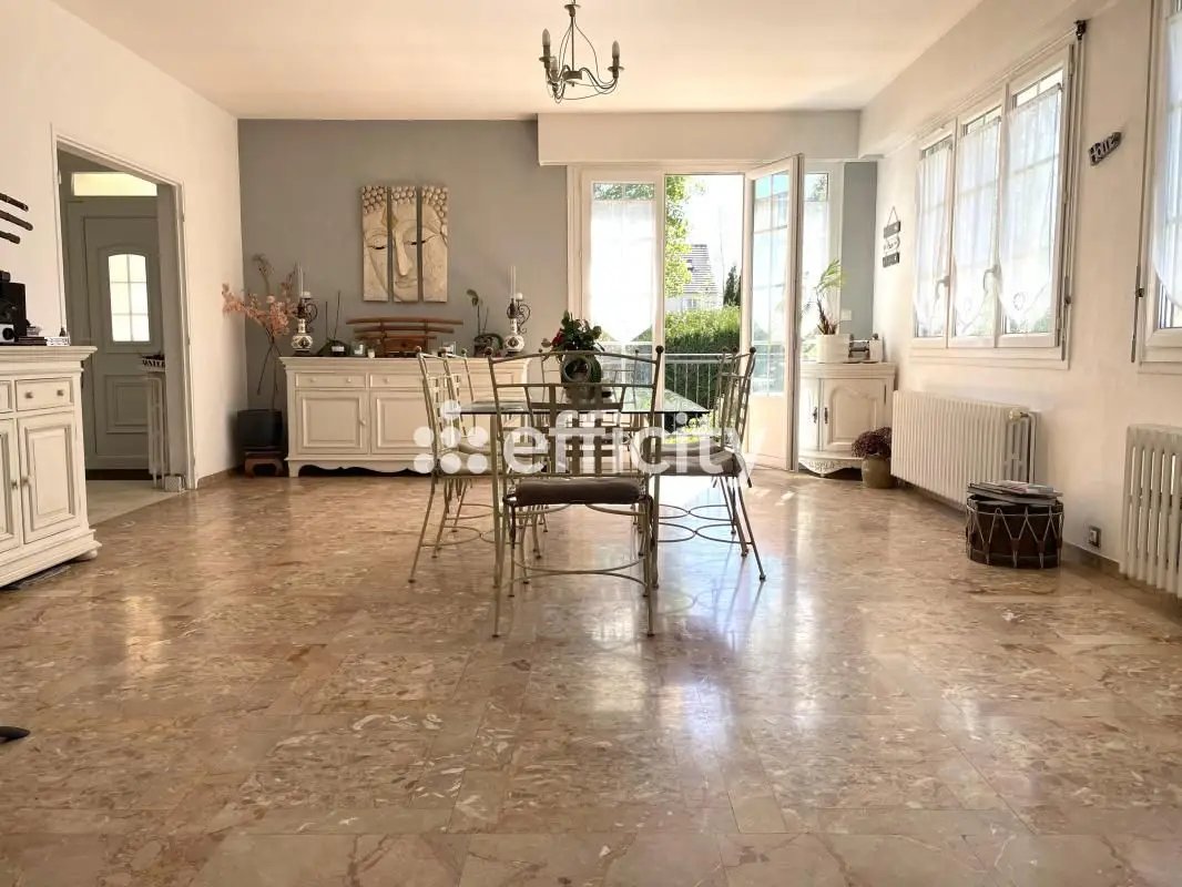 Maison à vendre, 150m², Ronquerolles