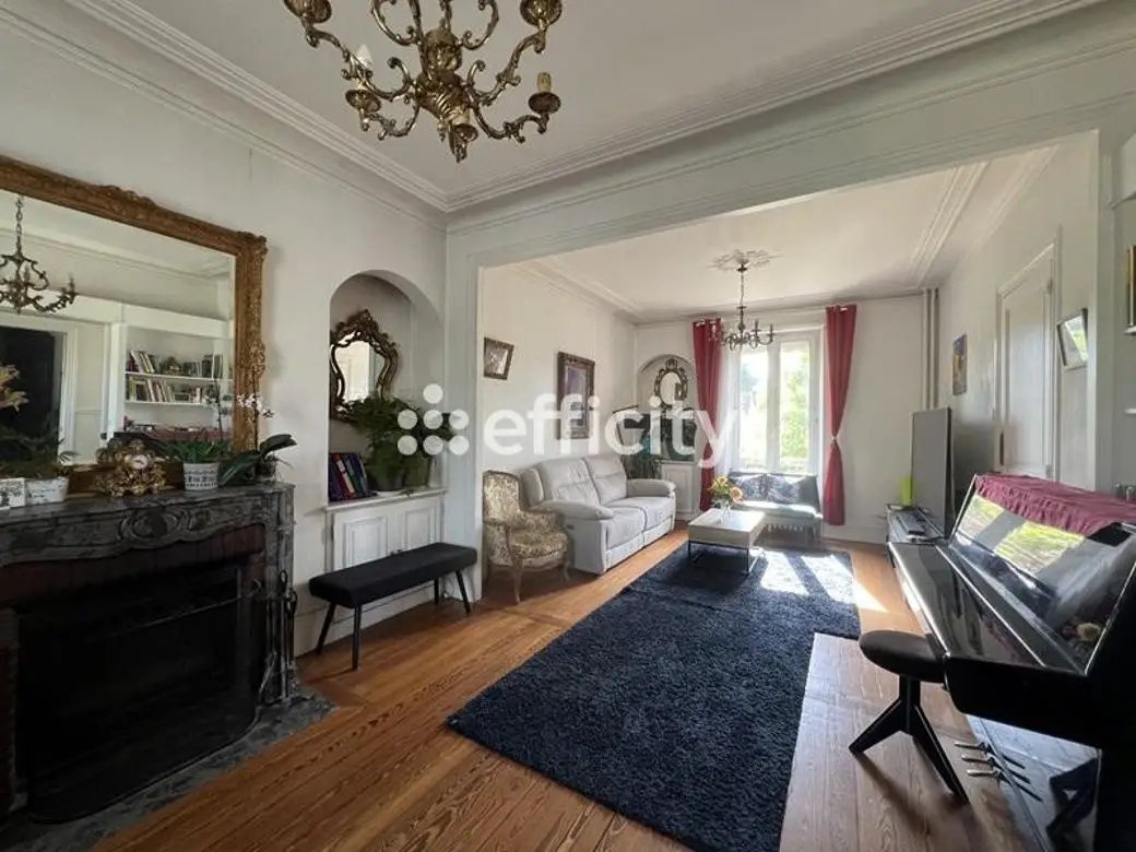 Maison à vendre, 177m², Saint-Pierre-lès-Nemours