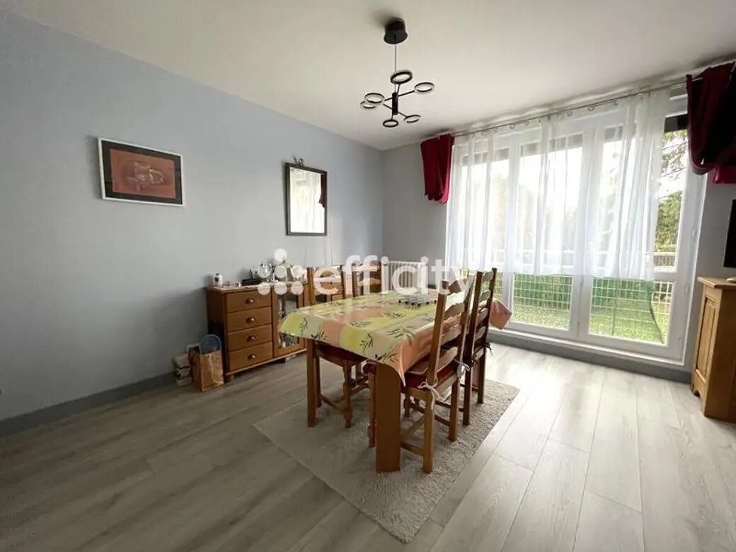 Appartement à vendre, 61m², Melun