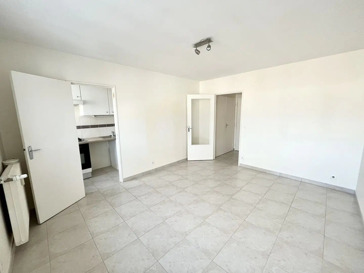 Appartement à louer, 24m², Puteaux