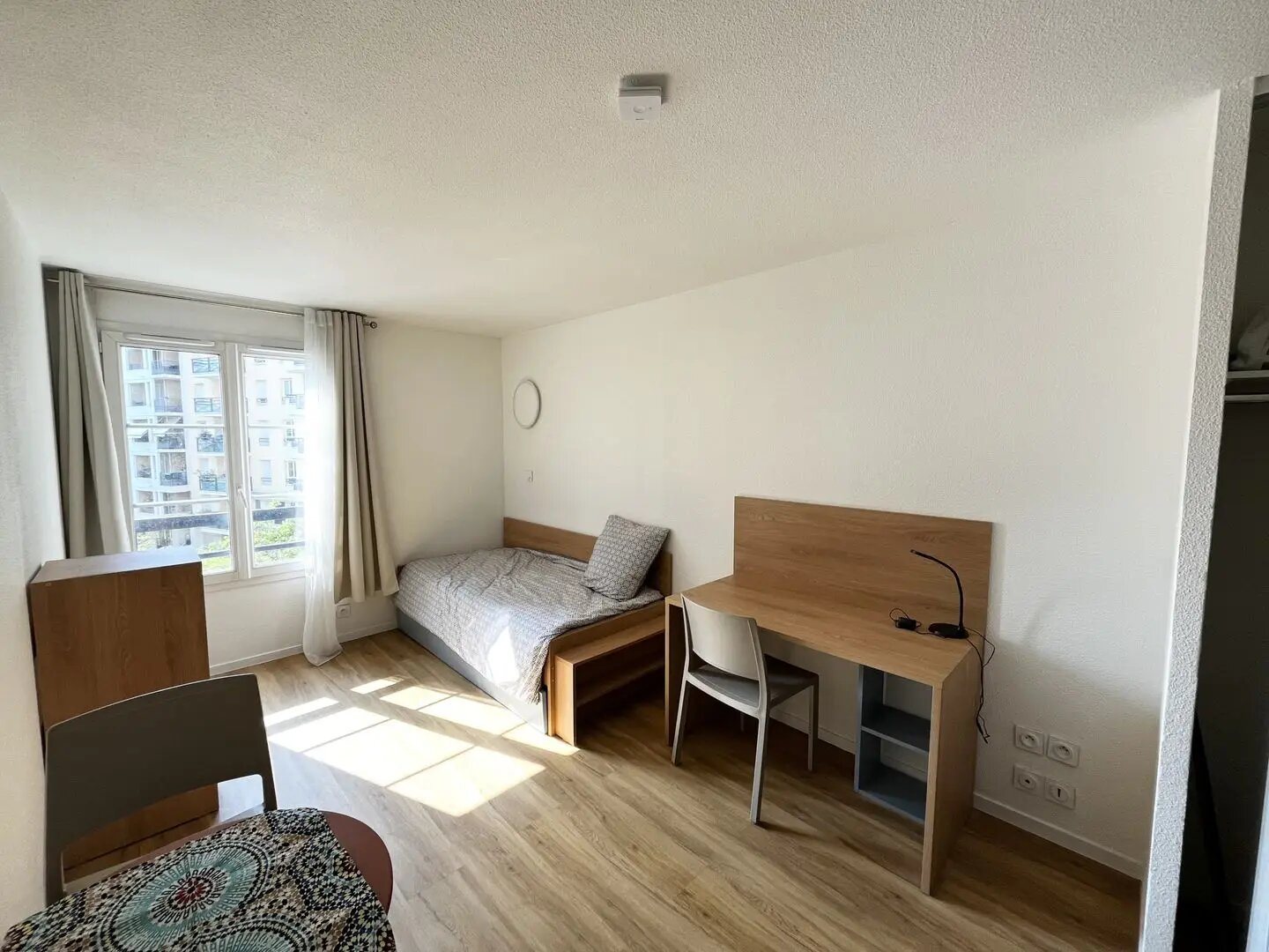 Appartement à louer, 18m², Courbevoie