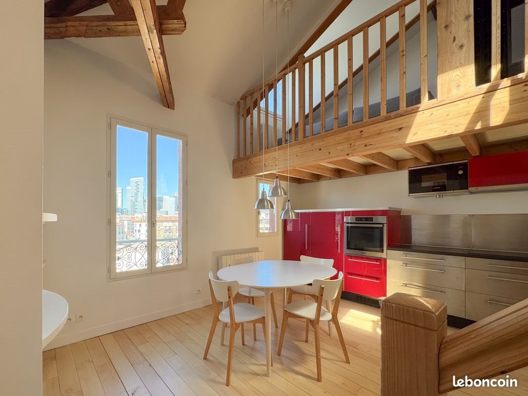 Appartement à louer, 65m², Puteaux