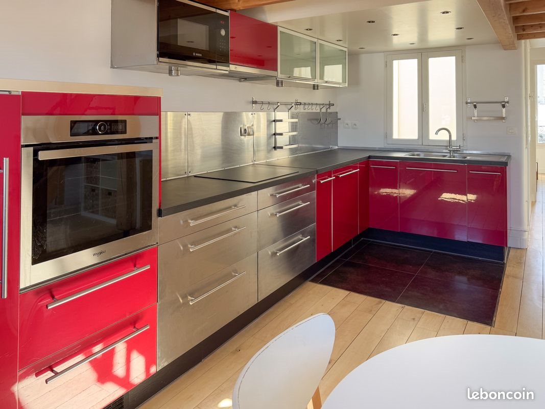 Appartement à louer, 65m², Puteaux