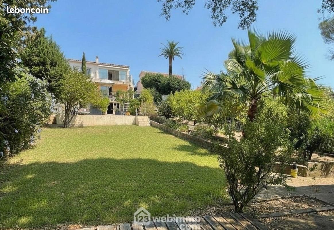 Appartement à vendre, 84m², Fréjus