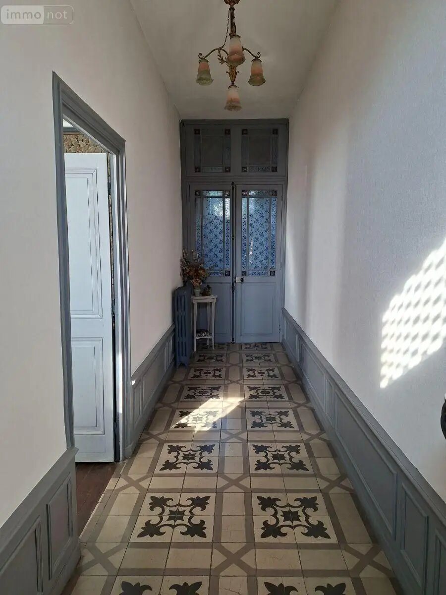 Maison à vendre, 220m², Saint-Amand-Montrond