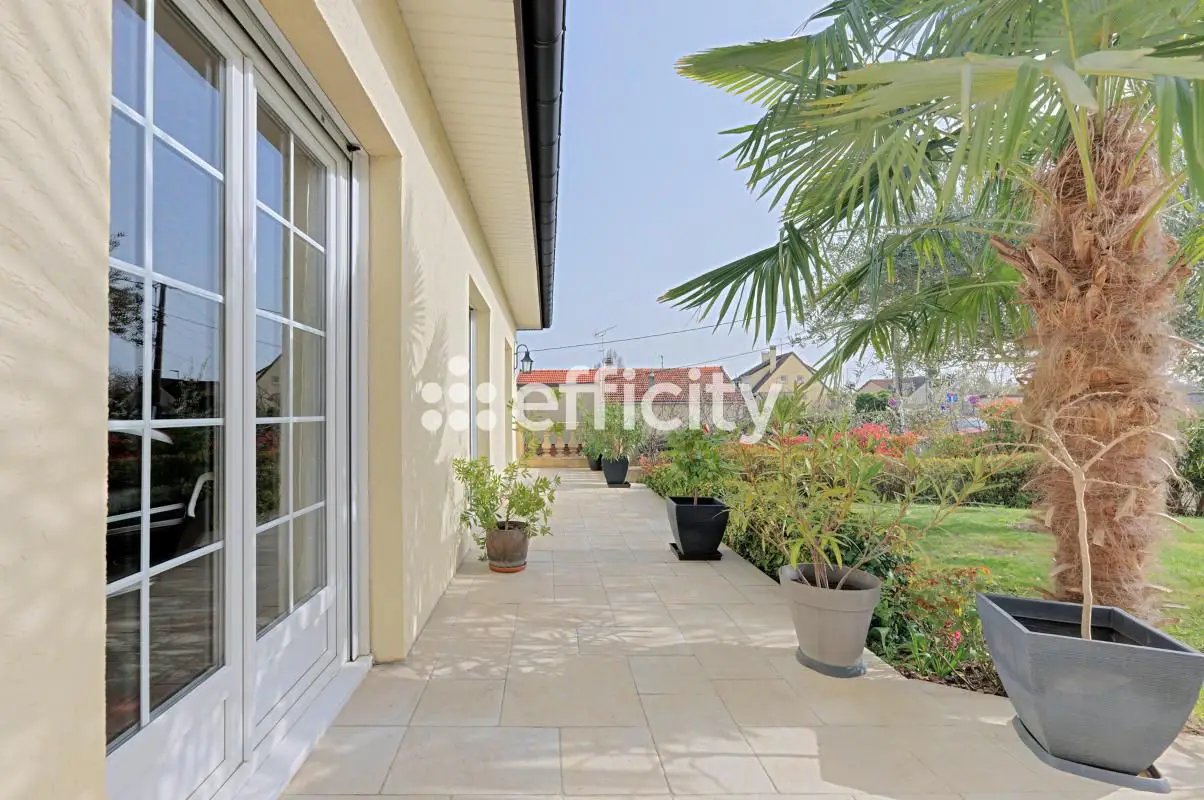 Maison à vendre, 222m², Montfermeil