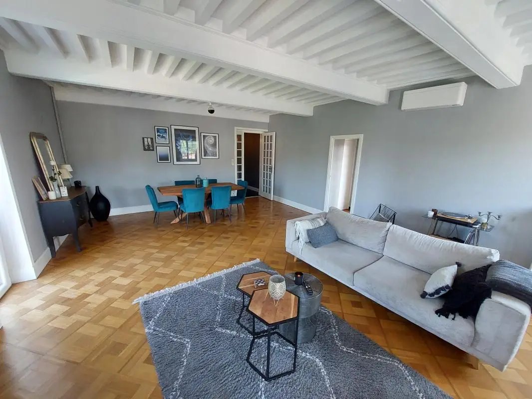 Appartement à vendre, 151m², Pierre-Bénite