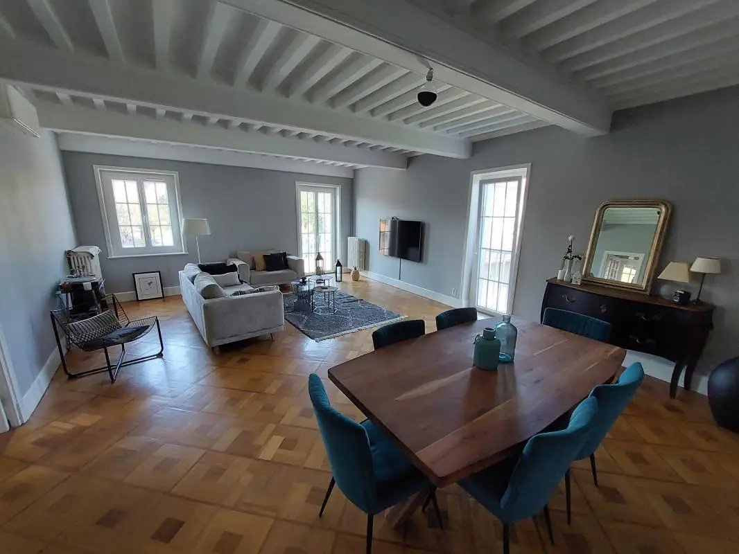 Appartement à vendre, 151m², Pierre-Bénite