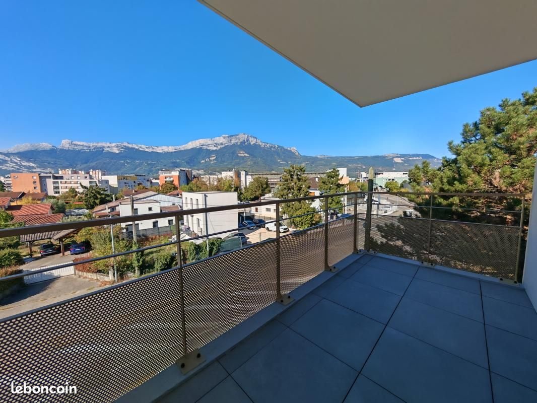 Appartement à louer, 67m², Échirolles