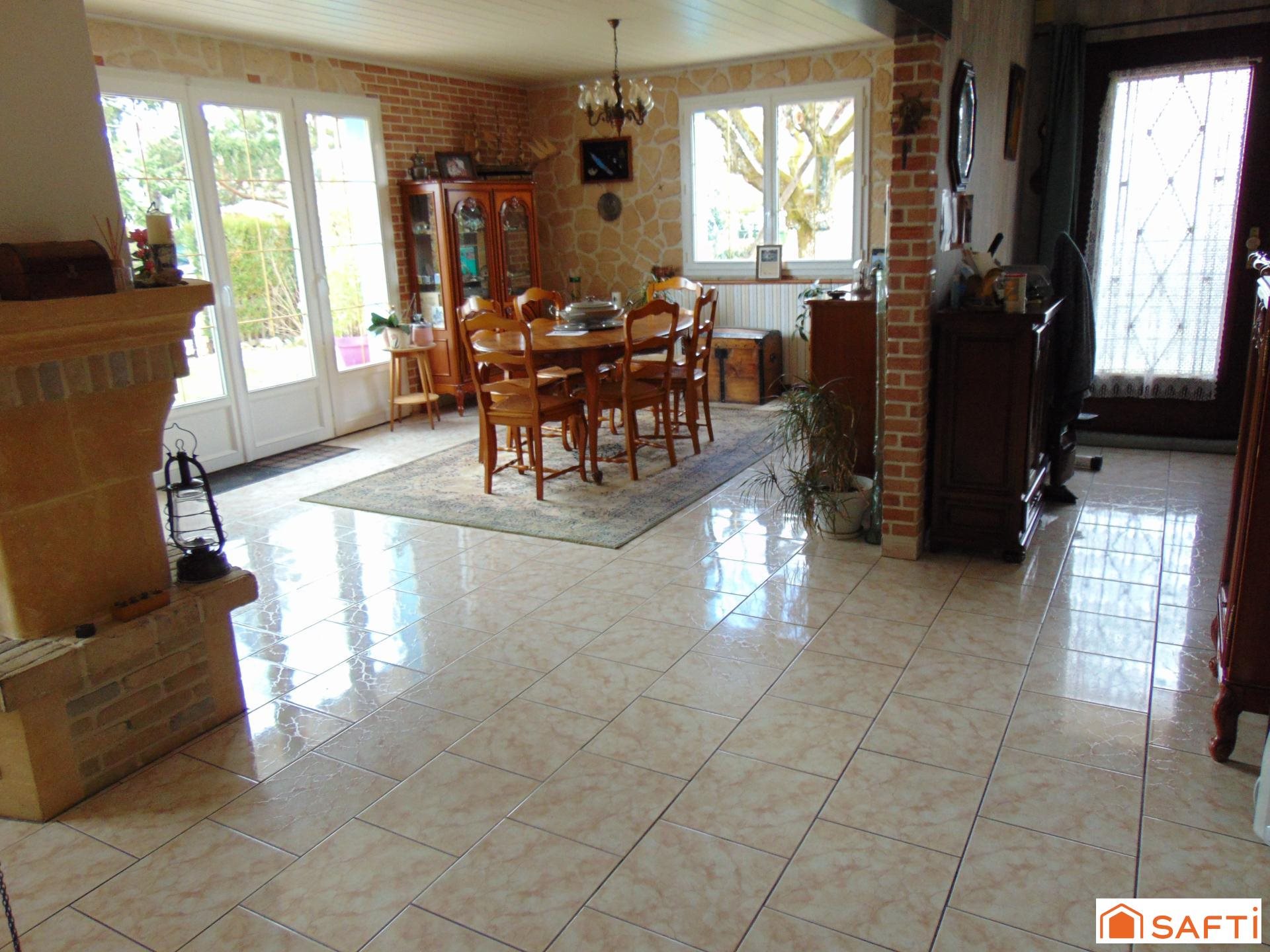 Maison à vendre, 140m², Amilly
