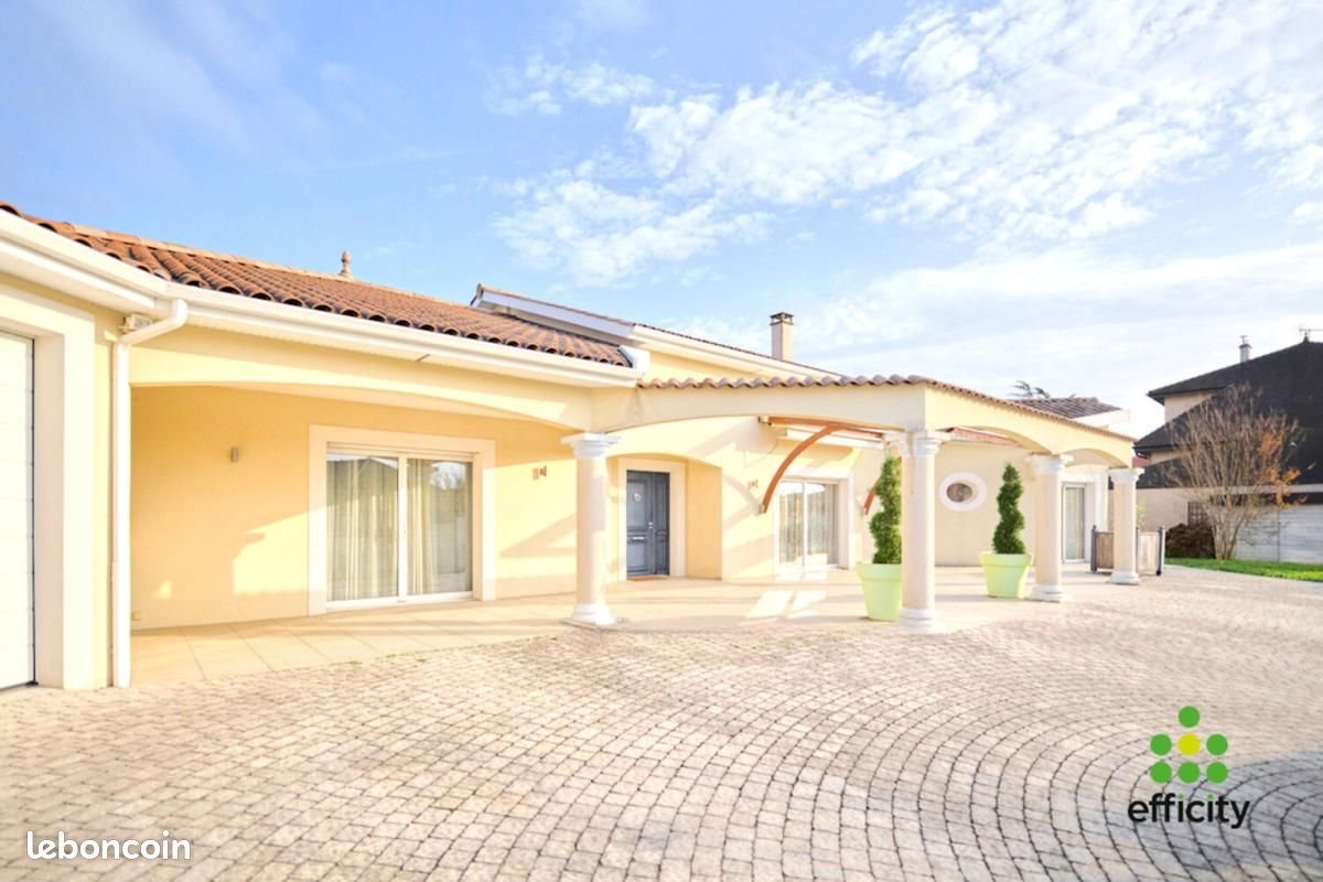 Maison à vendre, 204m², Toussieu